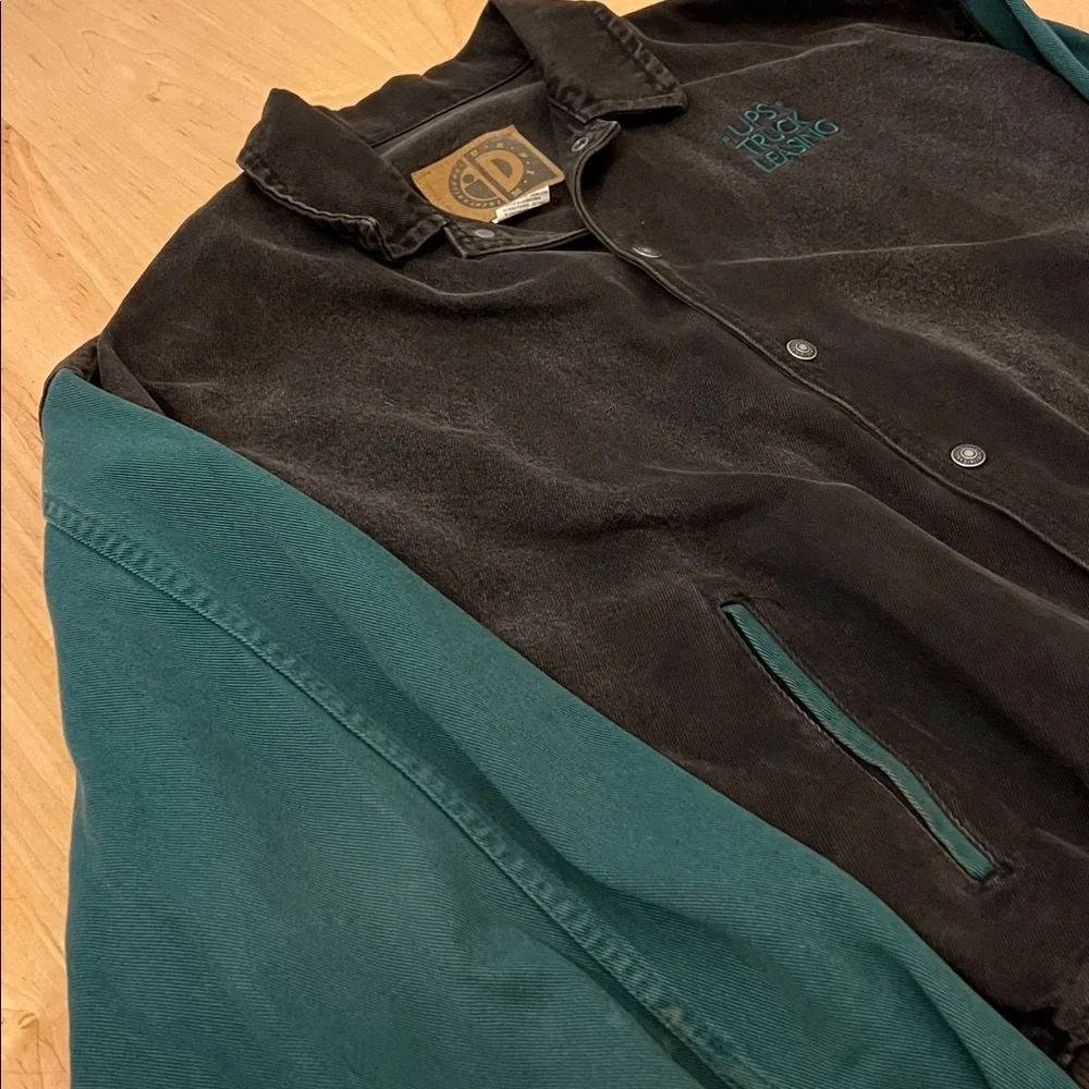 VTG Black and Green International Denim Men's Jacket with UPS hit